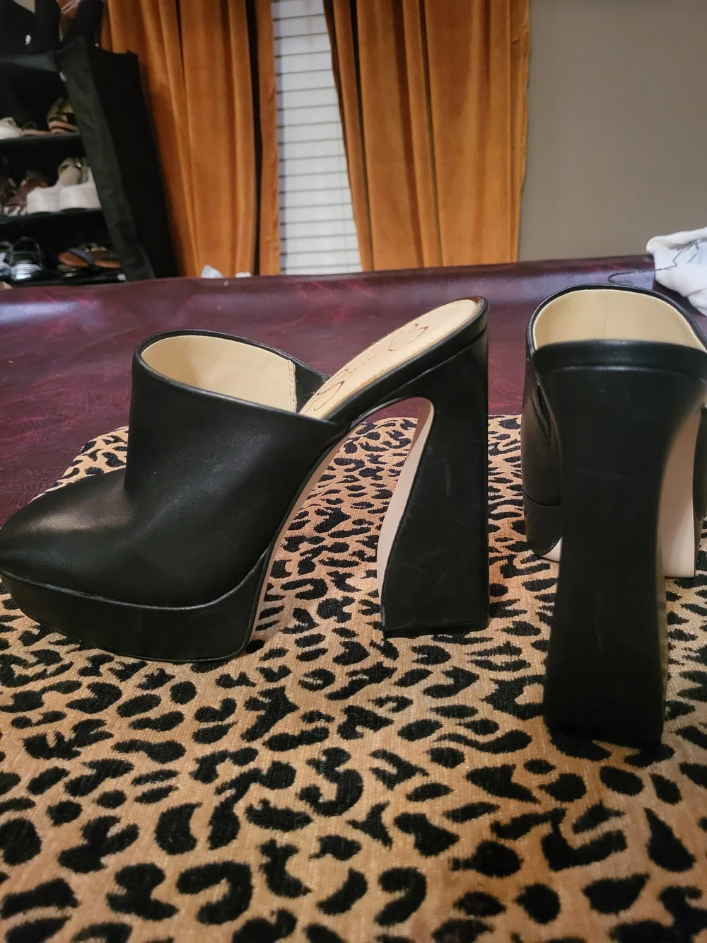 Jessica Simpson Black Leather Slip-On Mule Heels - Picture 4 of 5